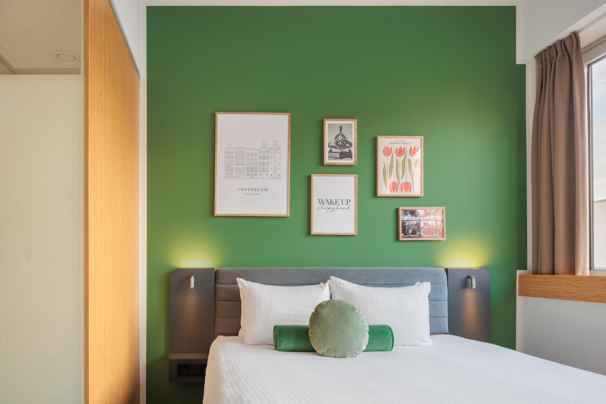 Maxhotel Amsterdam Airport Schiphol - Recently Renovated Хоофддорп Экстерьер фото